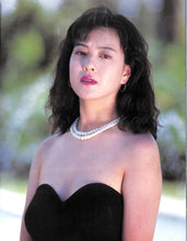 画像をギャラリービューアに読み込む, 小出広美写真集  撮影:遠藤晴歩 (近代映画社)